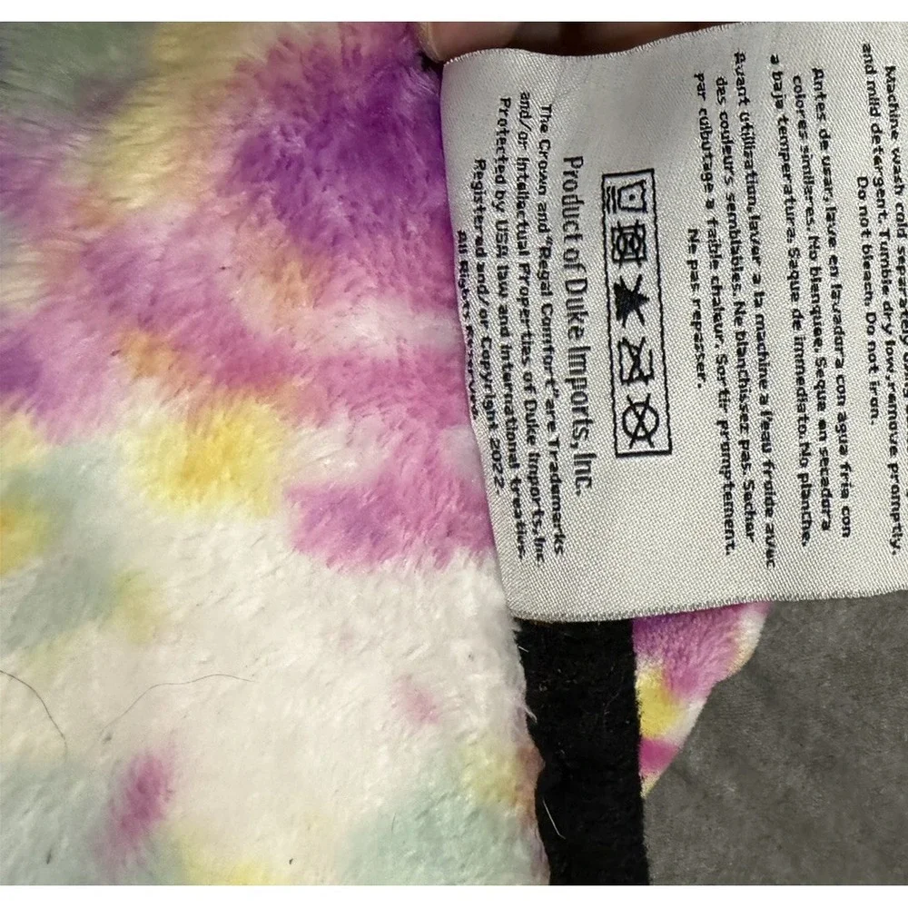 Plush Tie Dye Print Throw Buccees Blanket 50x60 Fleece Throw EUC Warm Travelgift